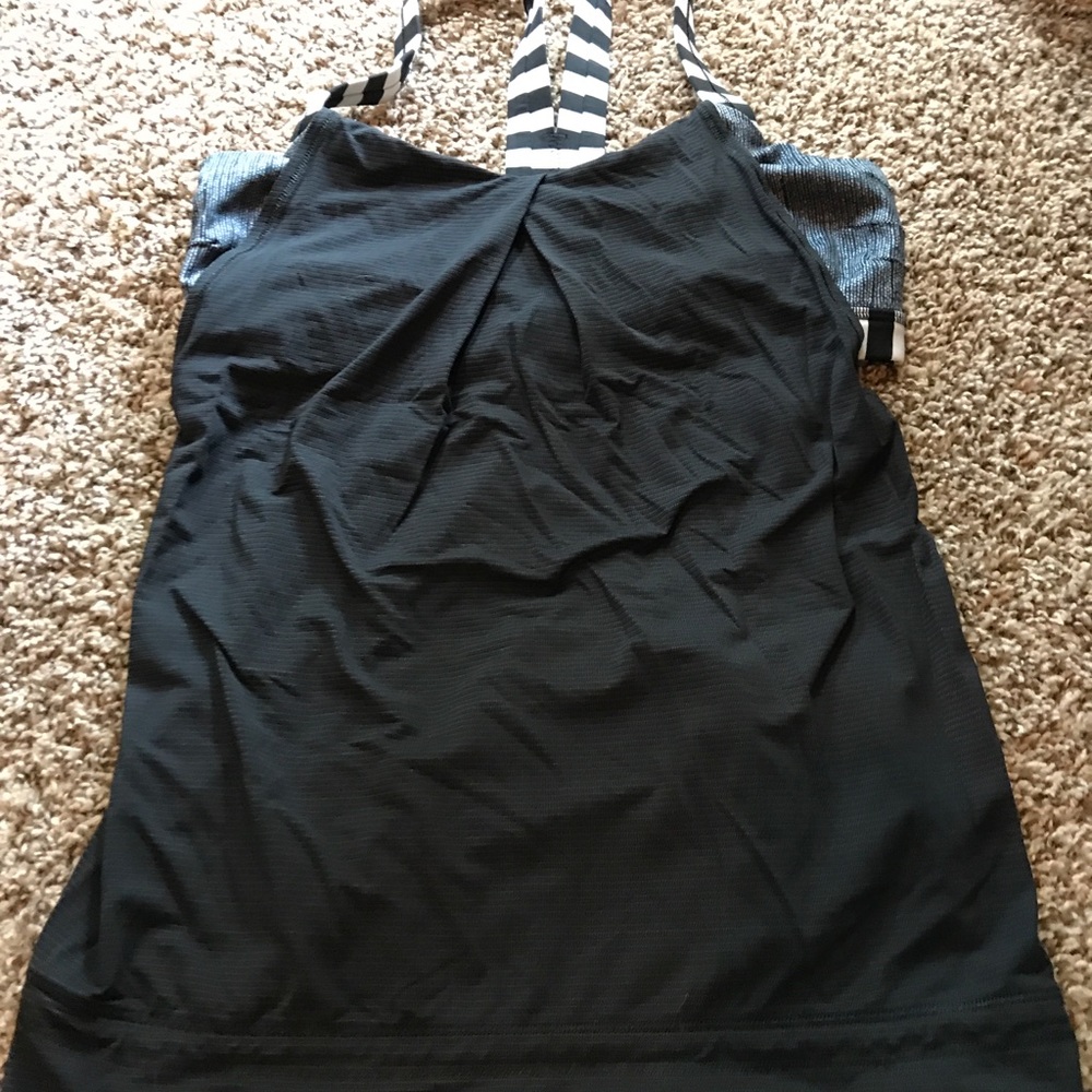 Lululemon tank